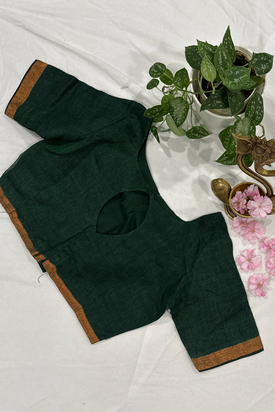 Linen Contrast Navy Blue Saree