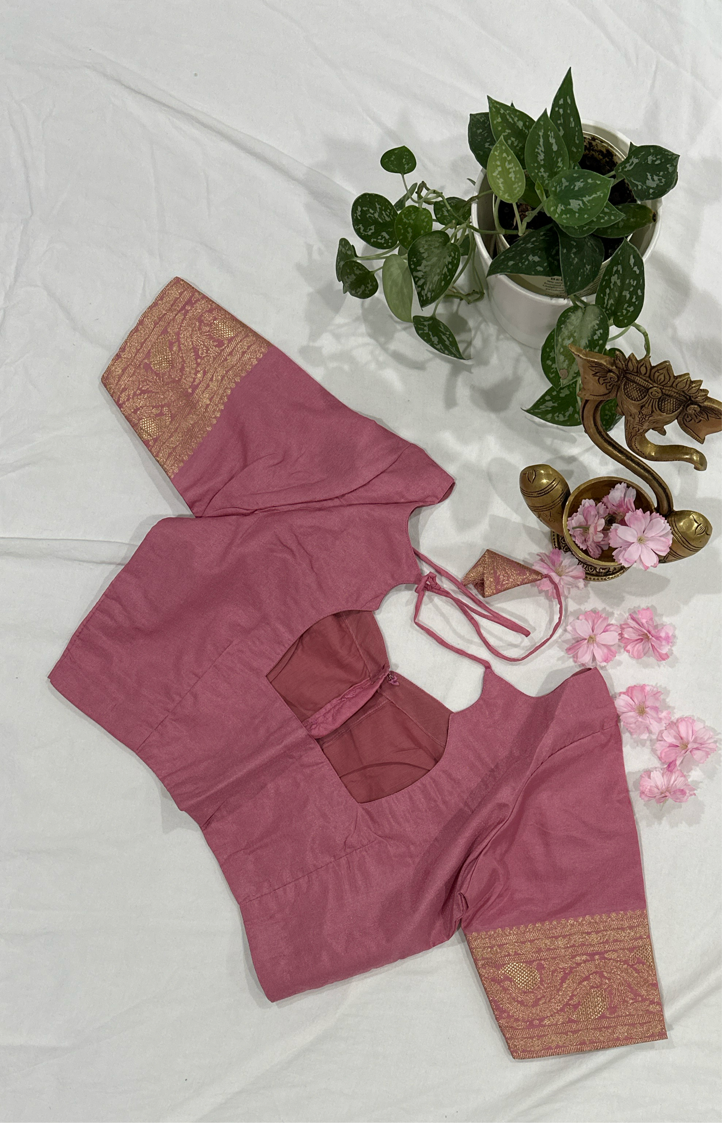 Banarasi mango motif lite pink saree