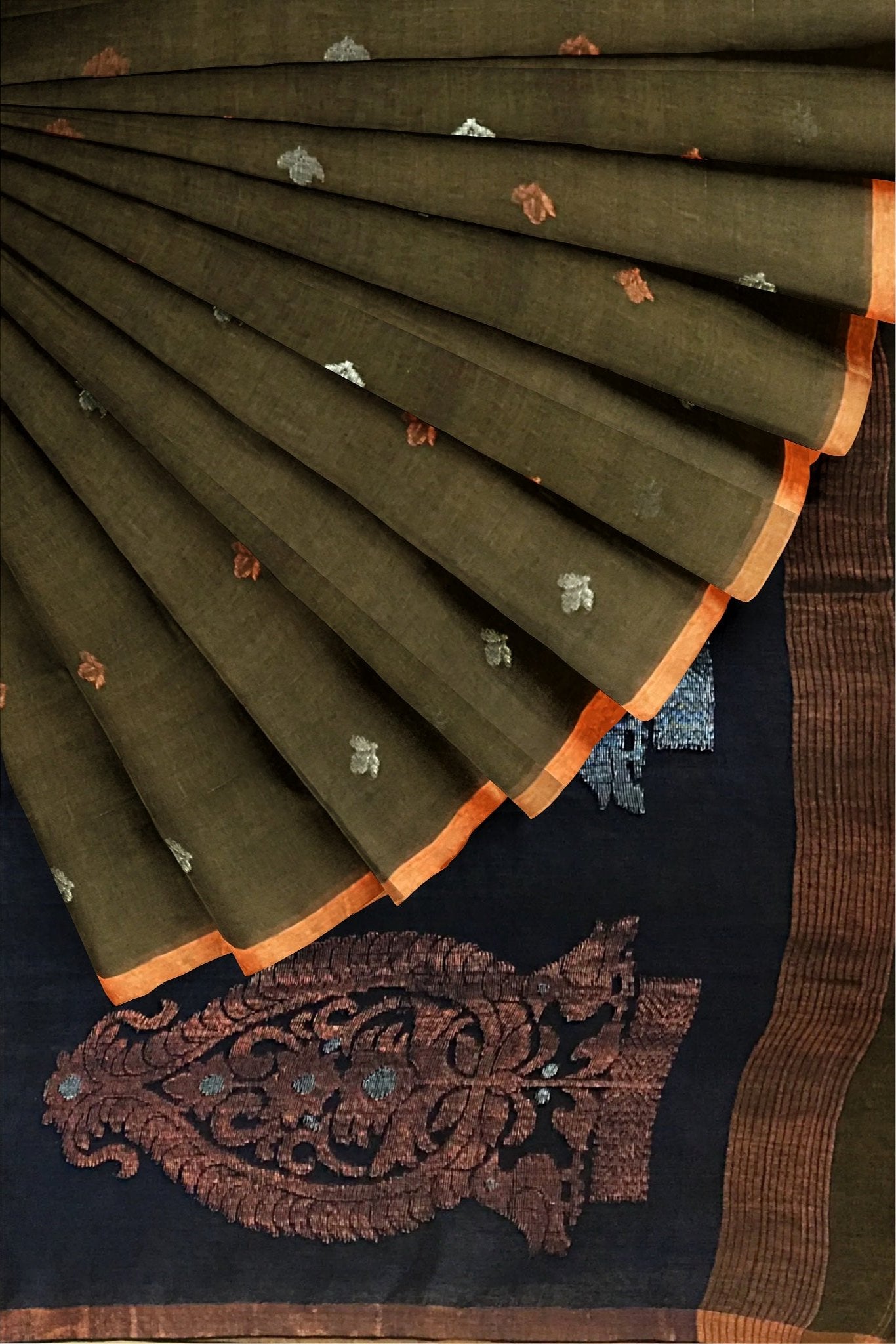 Linen Contrast Green Saree