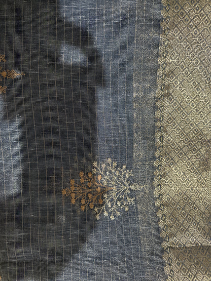 Fancy Machine Embroidery Saree